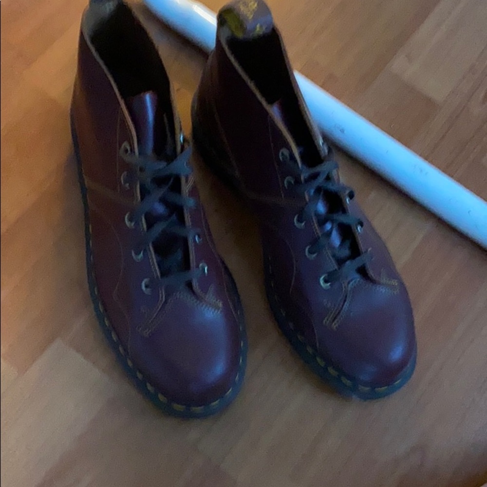 Dr. Marten’s Tan Boots Size 10